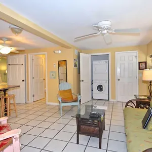 https://southernmost-retreat.hotels-in-key-west.com